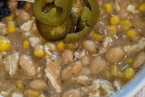 Healthy white bean chicken chili Easy white bean chicken chili